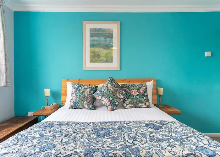 Pass The Keys - Putney Comfy Apartment